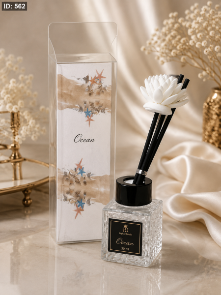 فواح عطري مكعب كريستال فخم مع وردة